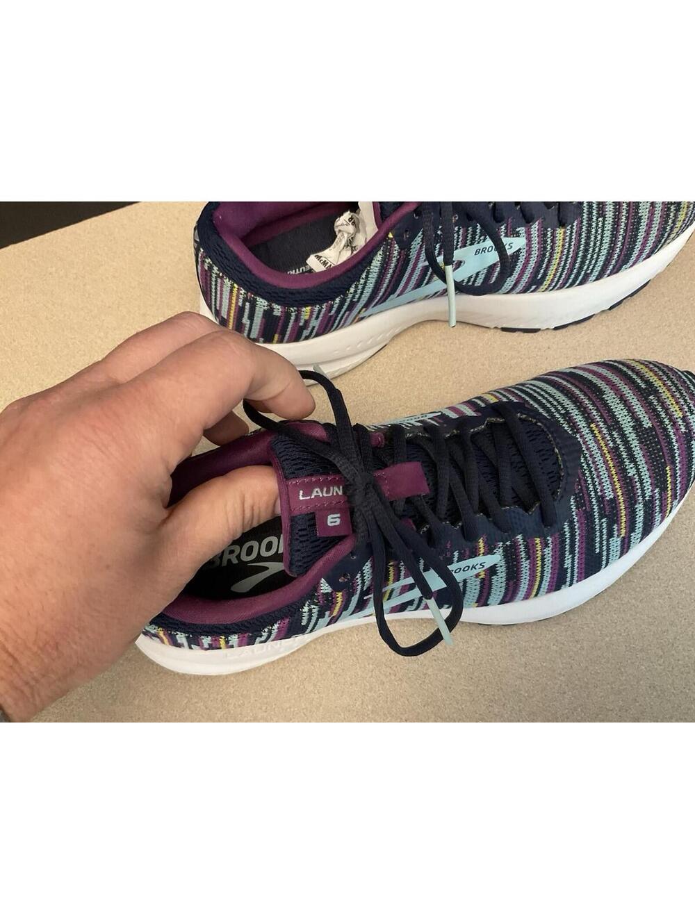 Womens Brooks Launch 6 Multicolored Running Shoes. Size 8B. Great Condition! - Picture 4 of 11
